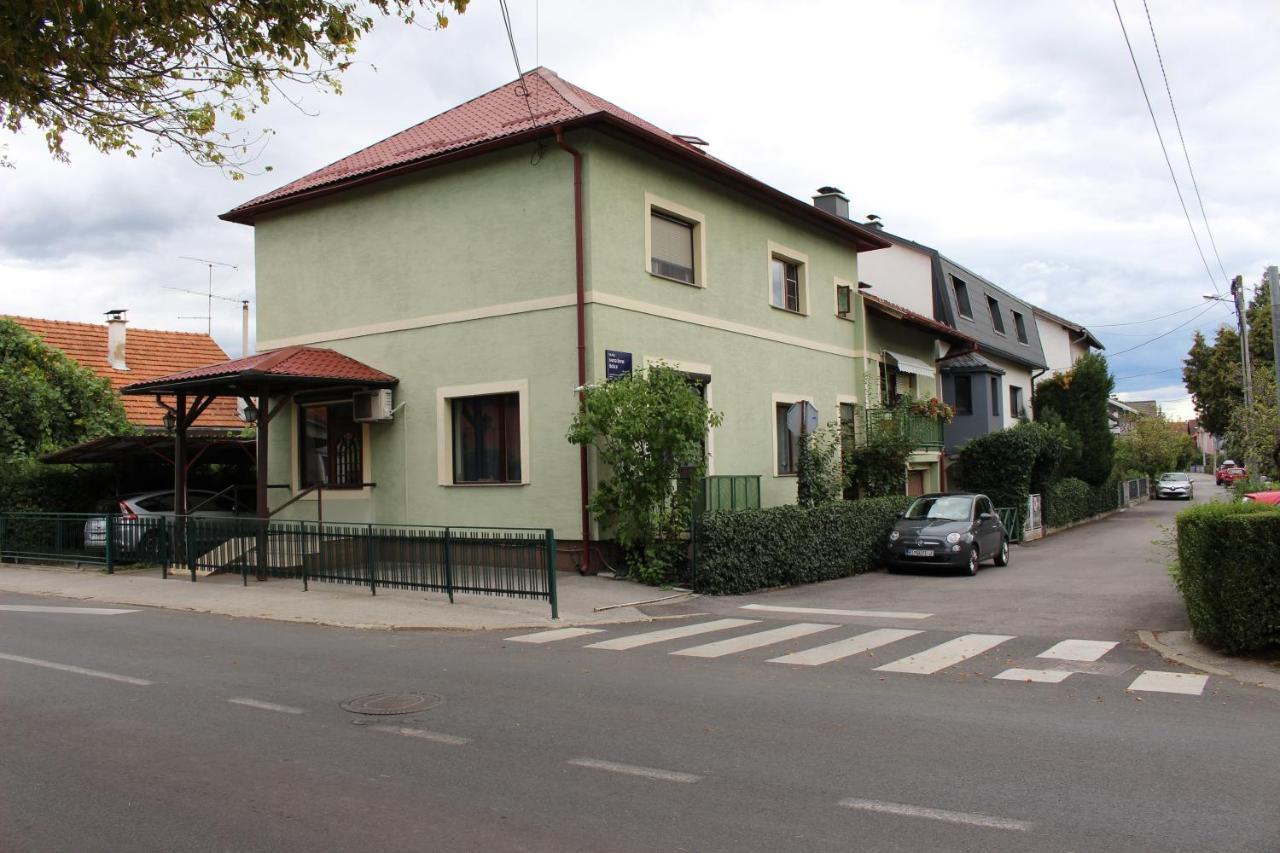 West Capital - Free Private Parking Apartment Zagreb Exterior photo